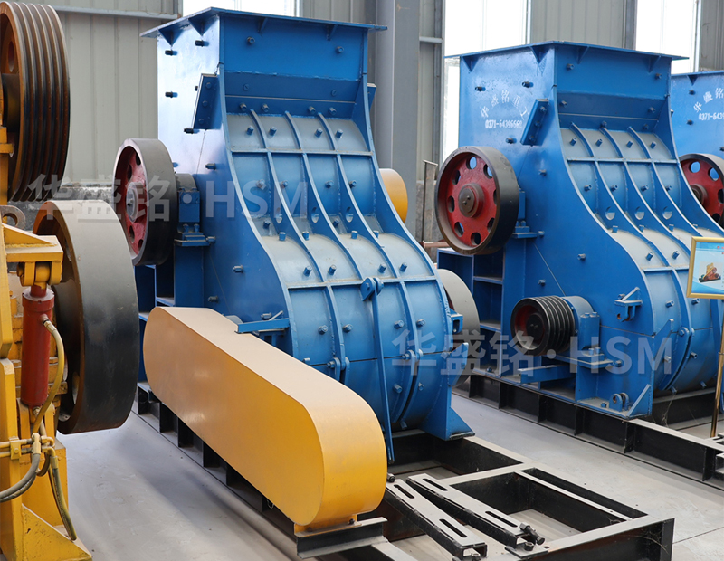 雙級(jí)無(wú)篩底粉碎機(jī)真的能處理所有類型的建筑垃圾嗎？對(duì)物料含水率有要求嗎？